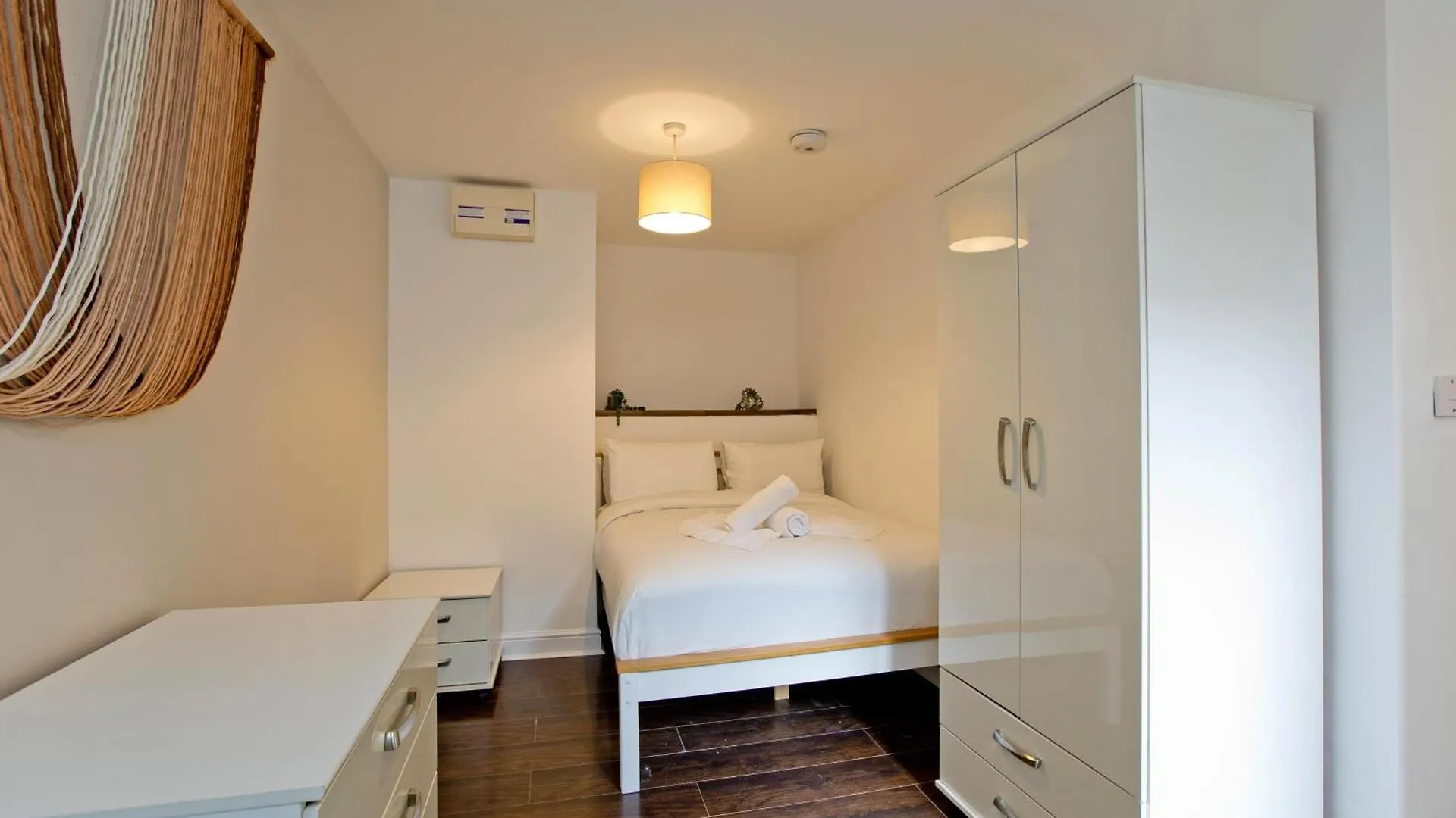 Imperial Corner House-Whitechapel Apartment Londres